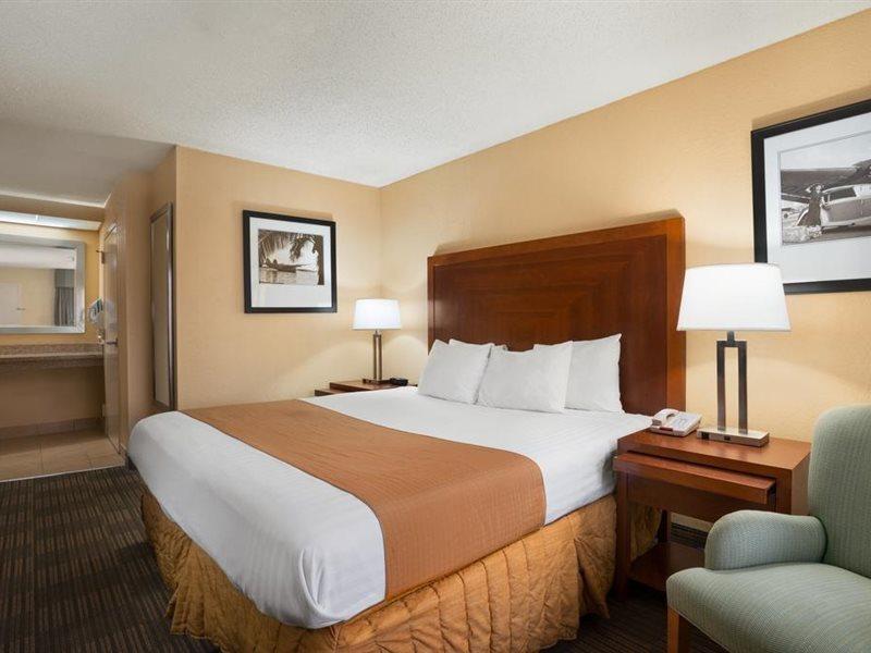 Days Inn By Wyndham Jacksonville Airport מראה חיצוני תמונה