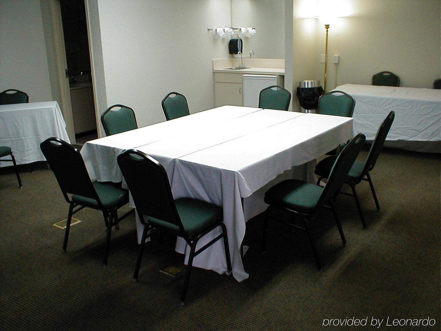 Days Inn By Wyndham Jacksonville Airport מתקנים תמונה