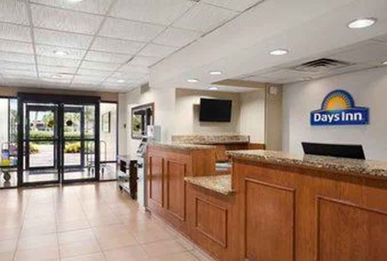 Days Inn By Wyndham Jacksonville Airport מראה חיצוני תמונה