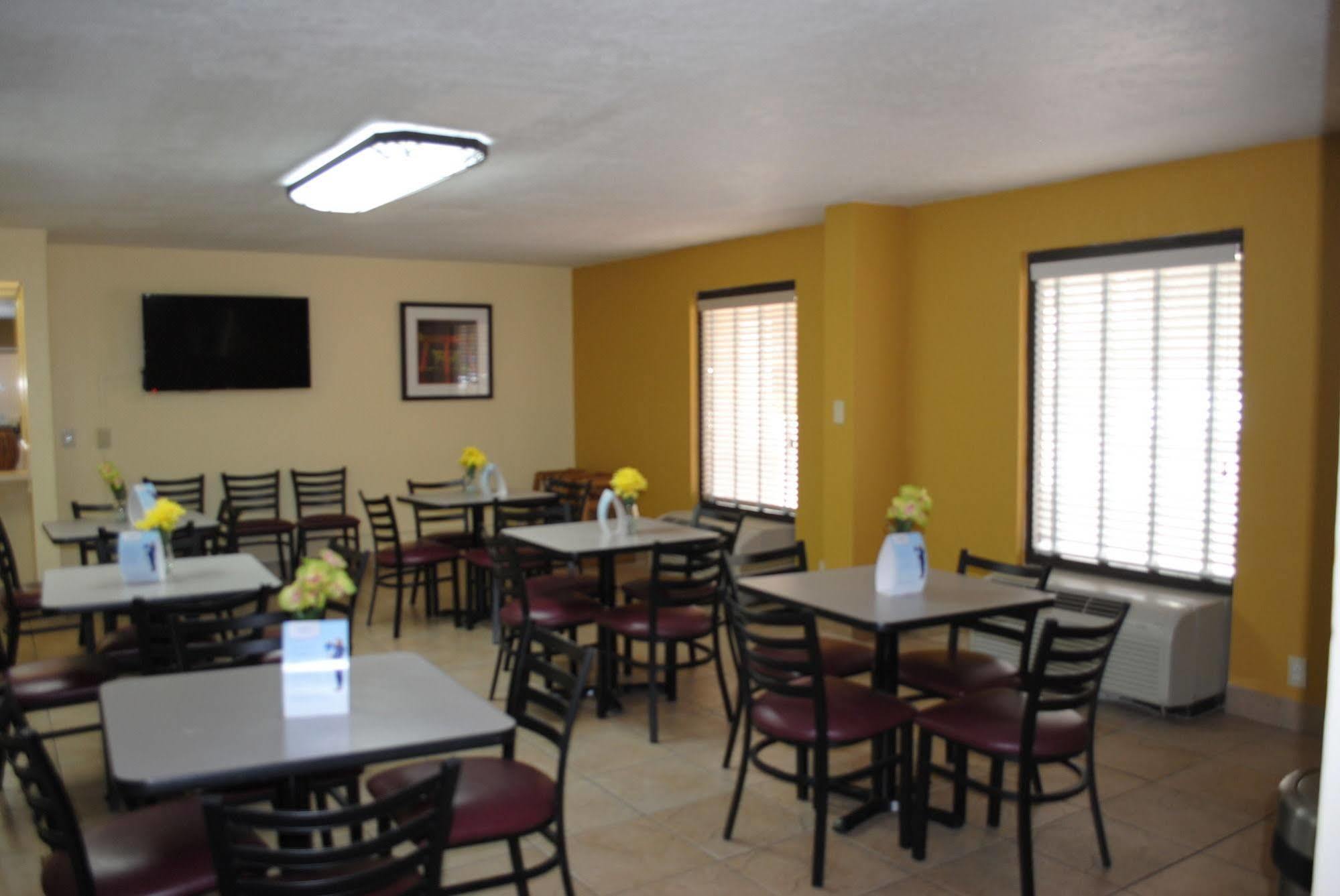 Days Inn By Wyndham Jacksonville Airport מראה חיצוני תמונה