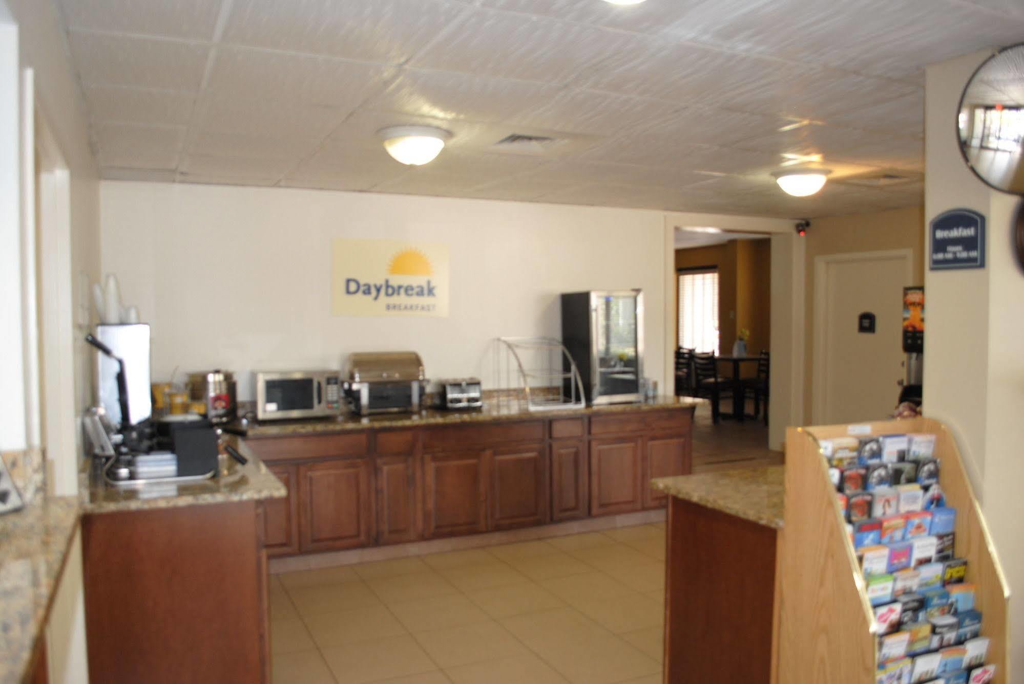 Days Inn By Wyndham Jacksonville Airport מראה חיצוני תמונה